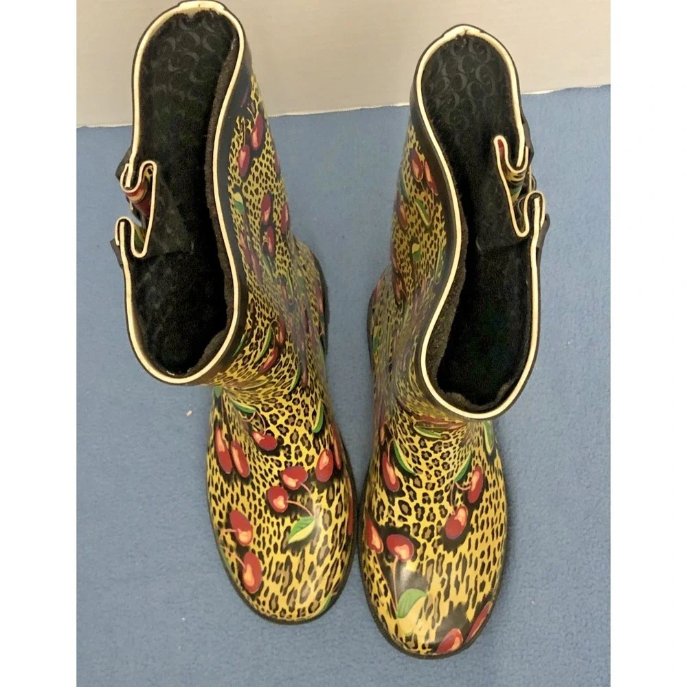 Chooka Girls Cherries on Leopard Print Adjustable Rain Boots‎ - Size 3